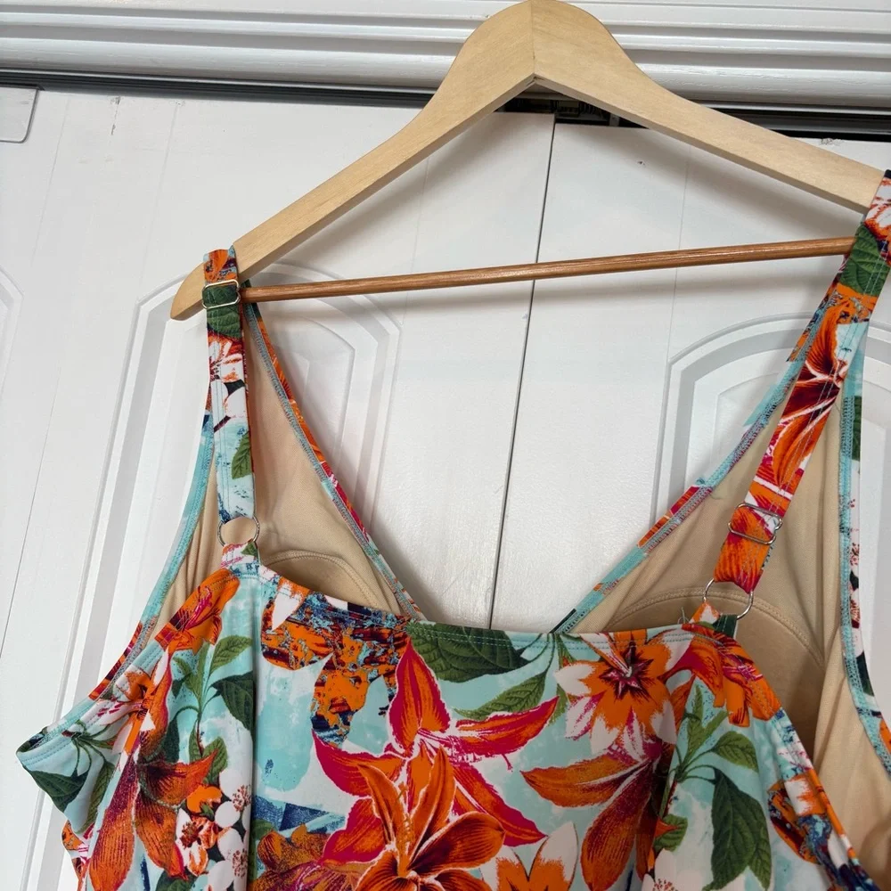 D&Co Blue And Orange Floral Swim Dress Size 30W‎